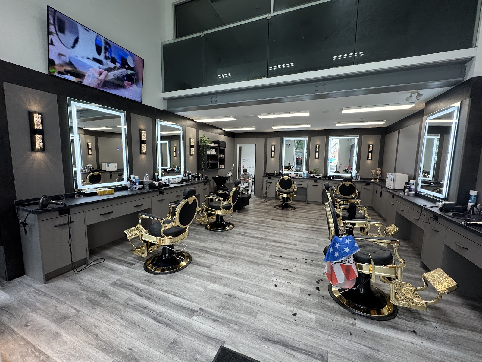 Hiro Studio For Men - Barbershop in Toronto