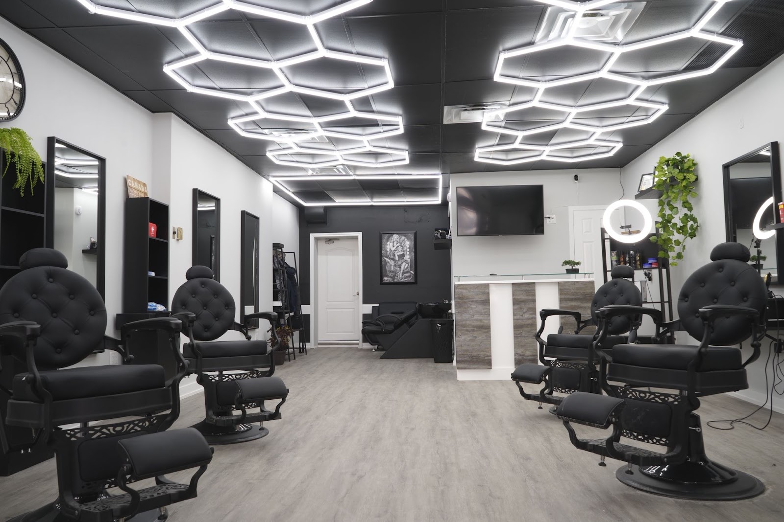 St. Clair Barbershop - Barbershop in Toronto