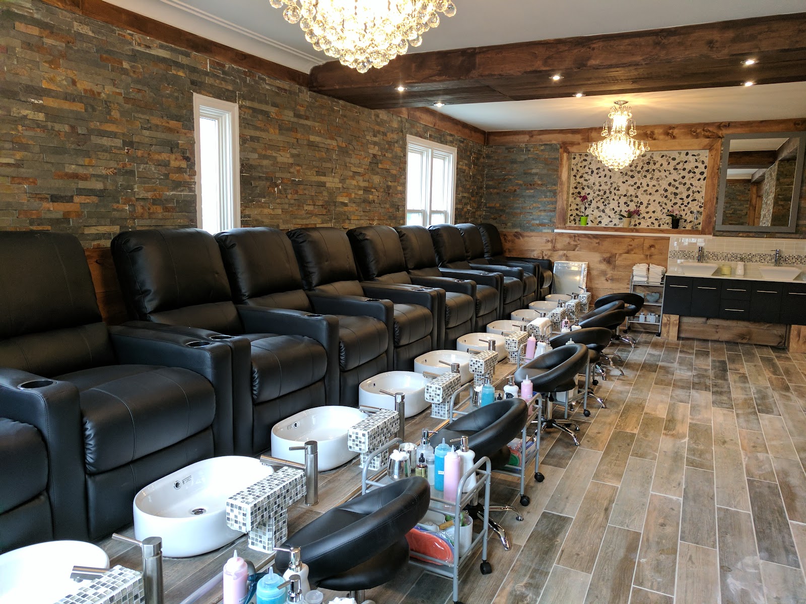 High Definition Nails & Spa - Nail Salon in Ottawa