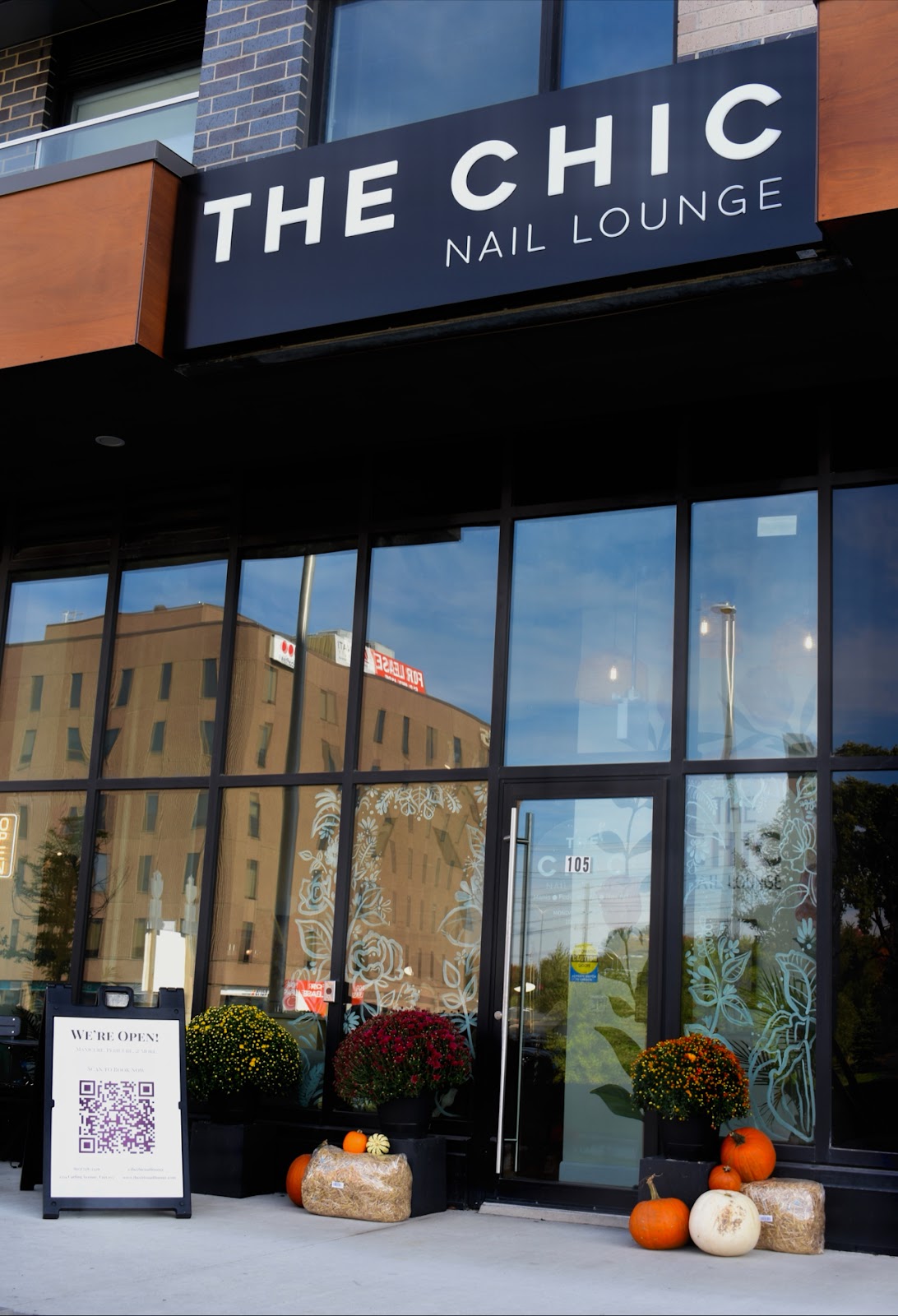 THE CHIC NAIL LOUNGE | Ottawa’s Luxury Beauty Club - Nail Salon in Ottawa