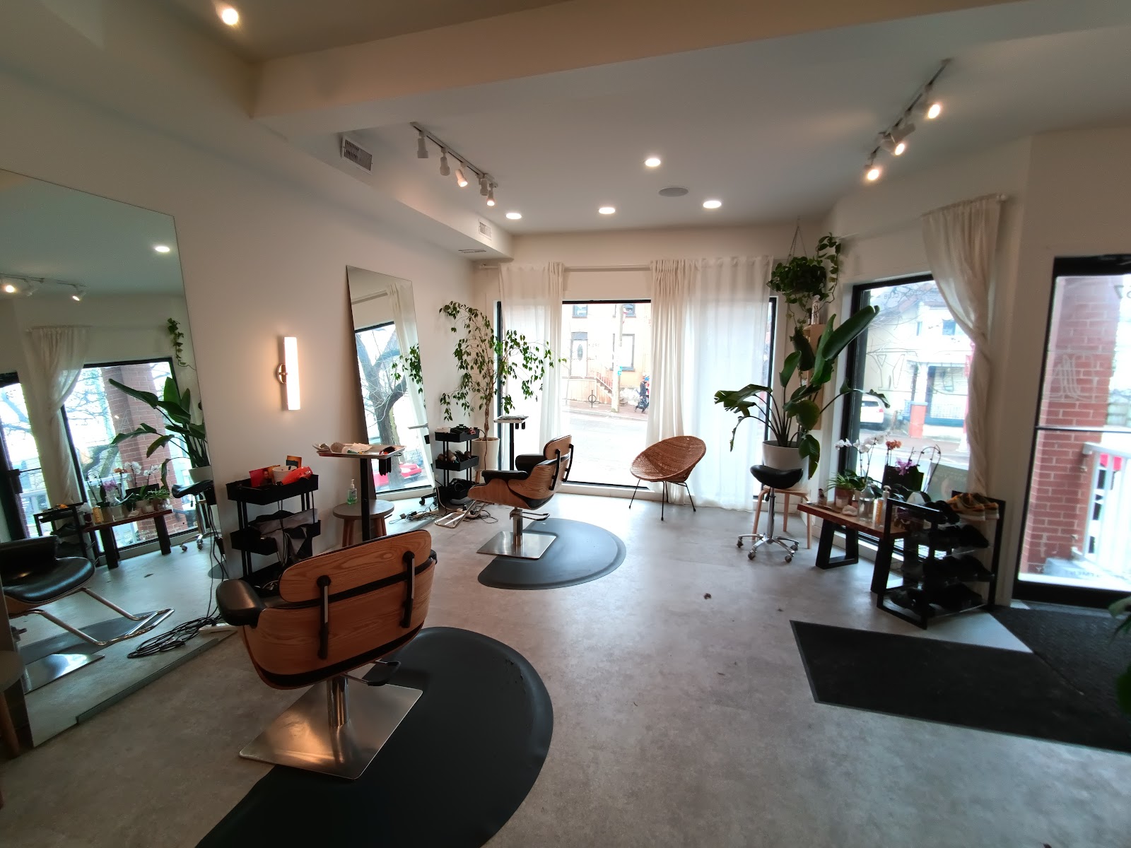 Sunday Hair Cut + Colour Club - Hair Salon in Ottawa