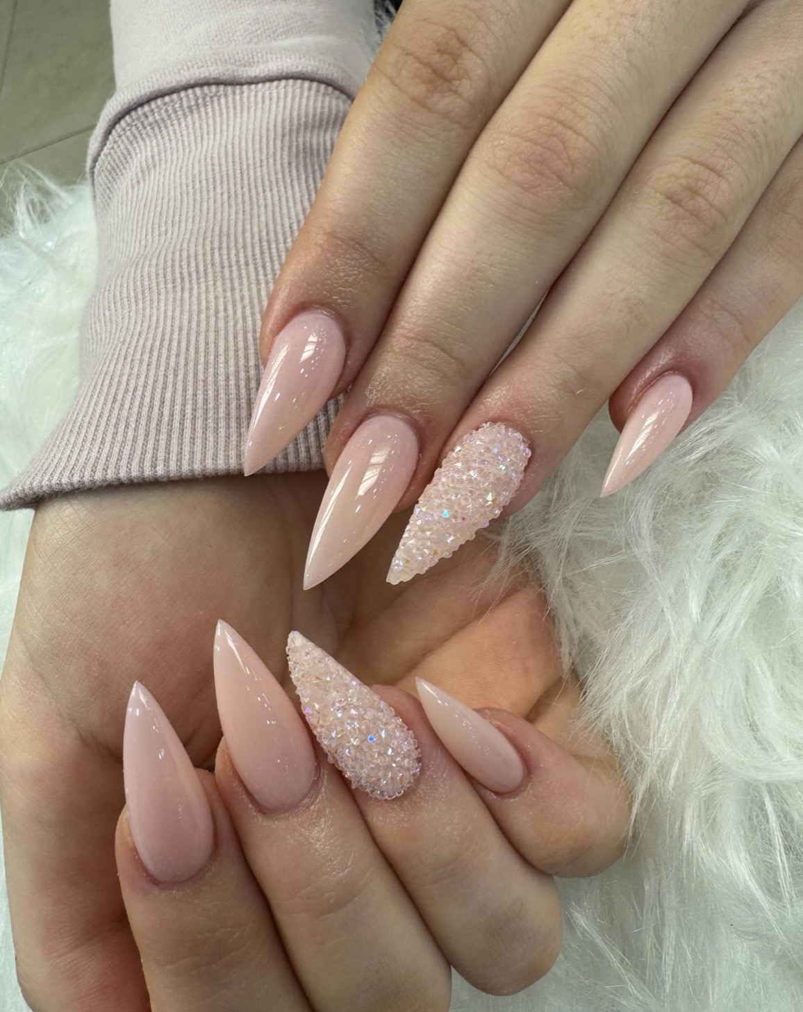 The One Nail Lounge - Nail salon Mississauga - Nail Salon in Mississauga