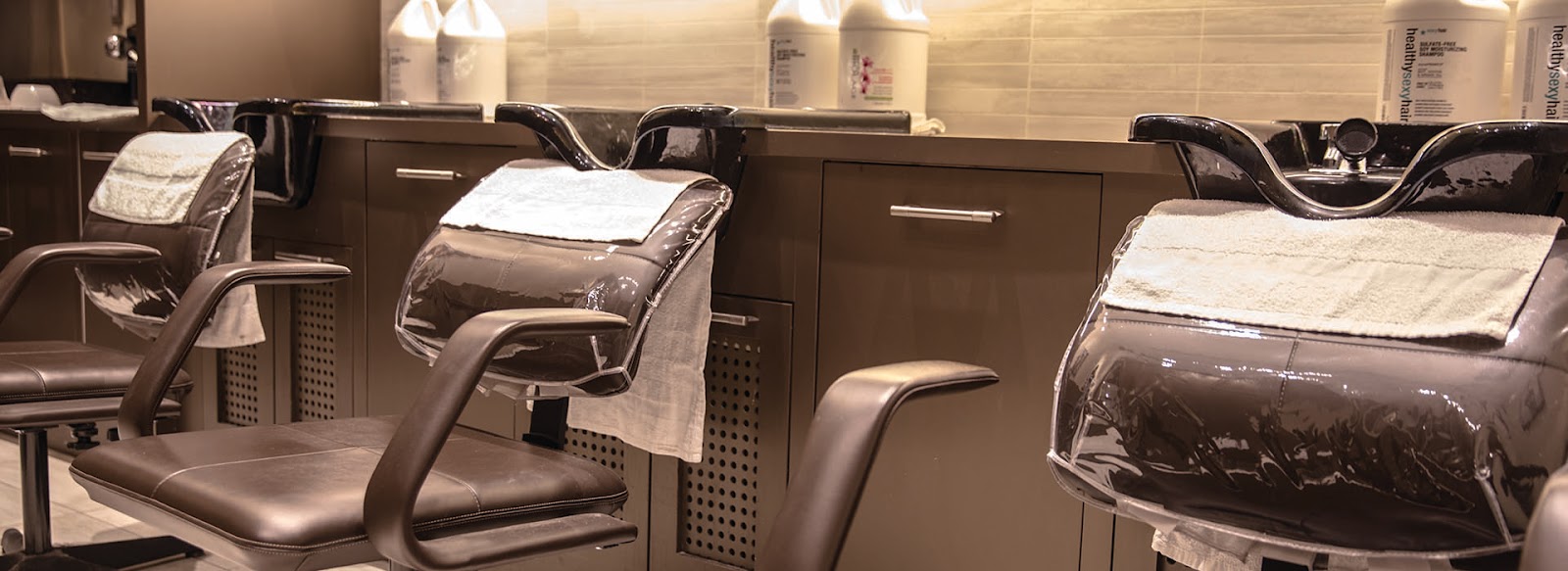 Tonyc Salon and Spa - Nail Salon in Mississauga
