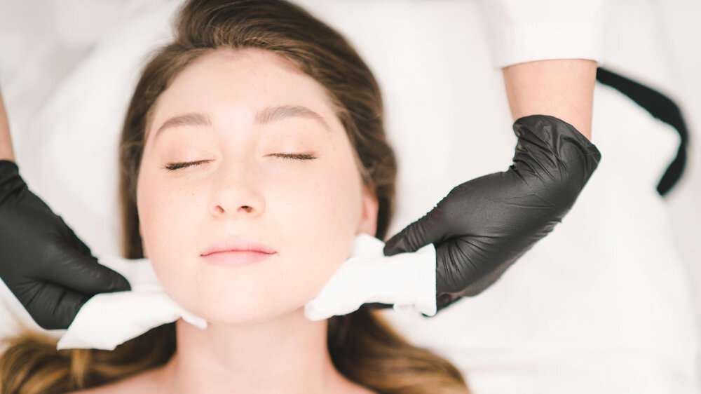 European Touch Beauty Centre - Nail Salon in Mississauga