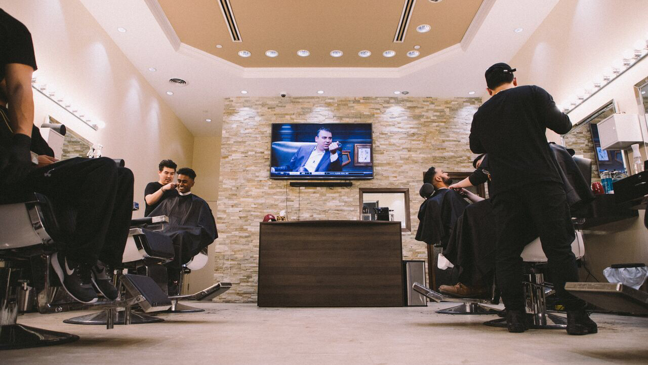 Blurry Barbershop - Barbershop in Brampton