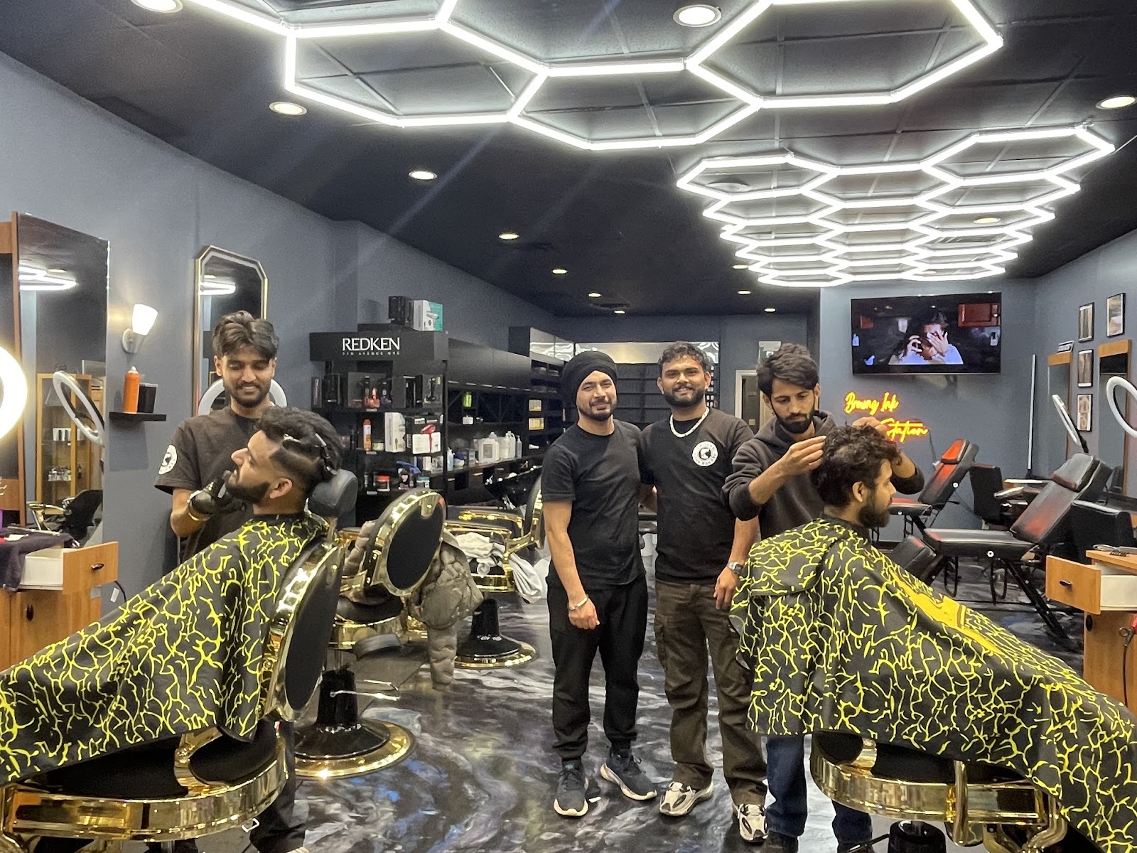 5 Rivers Barbershop - Barbershop in Brampton