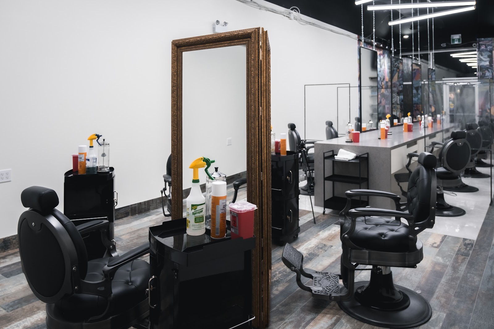 IDNTY Barbershop Heartland - Barbershop in Mississauga