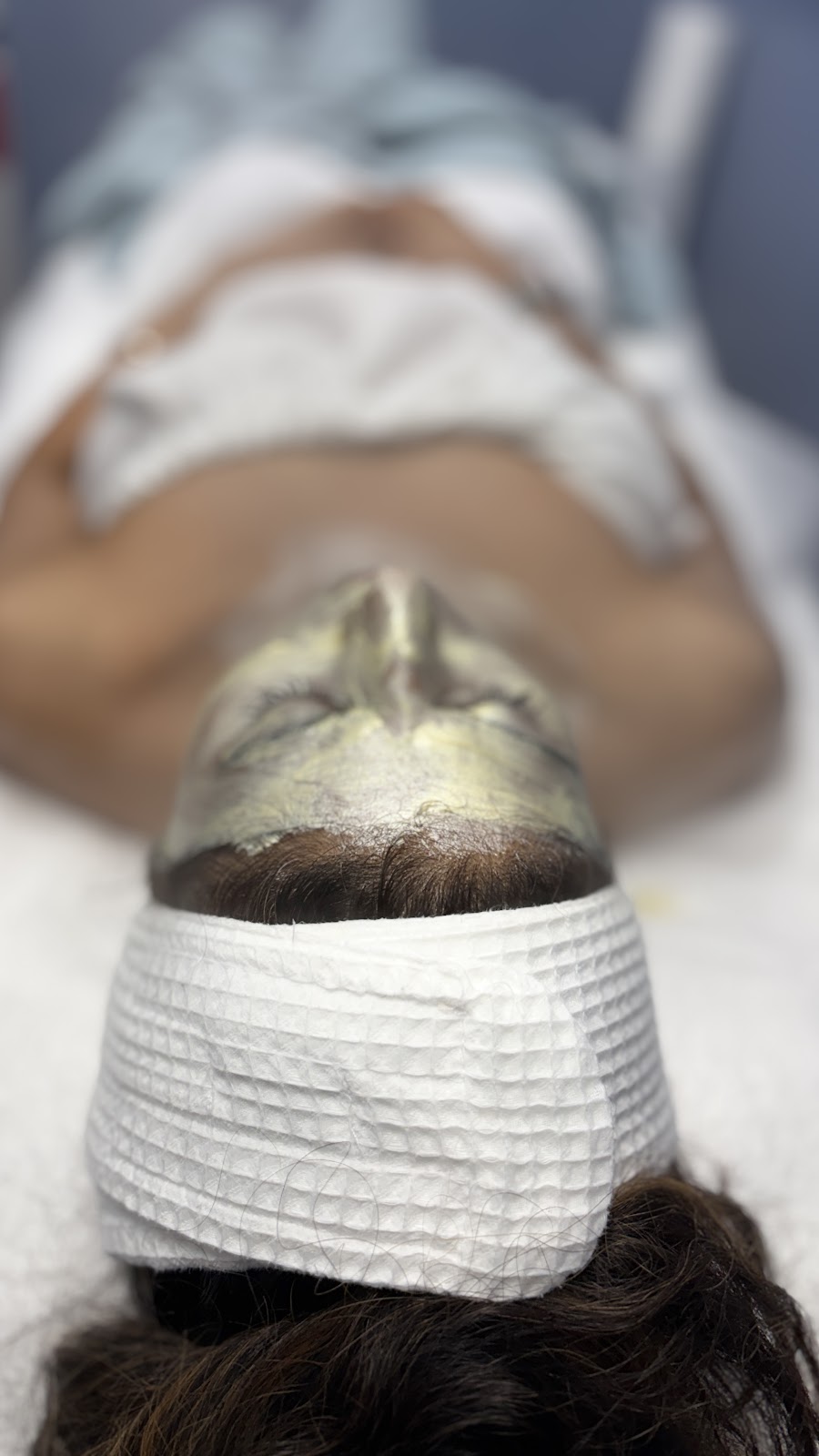 Luxe Salon and spa - Nail Salon in Brampton