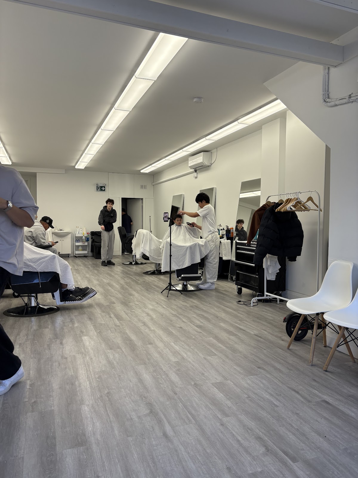 A.D. Cuts Barbershop - Barbershop in Hamilton