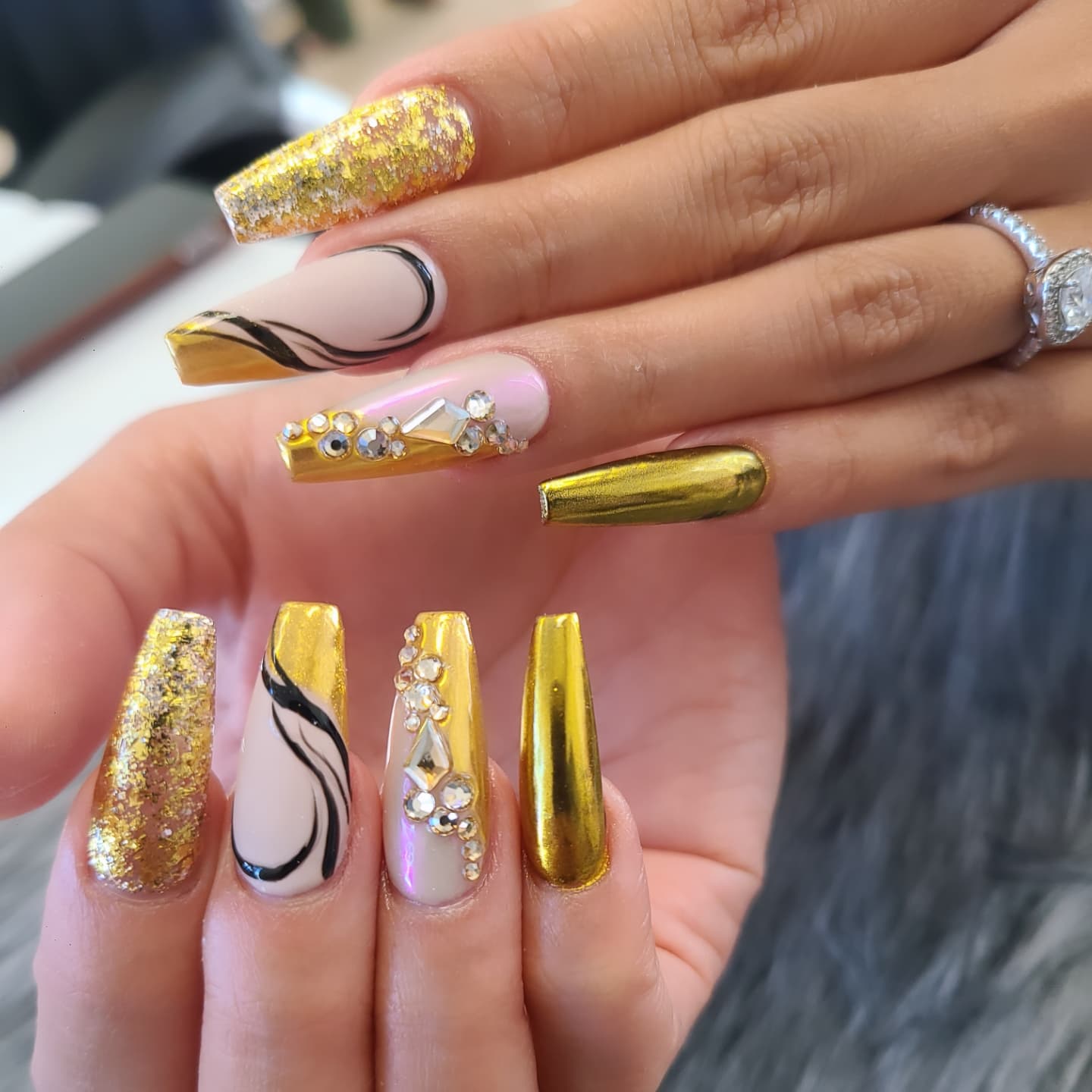 Maple Nail & Spa - Nail Salon in Hamilton