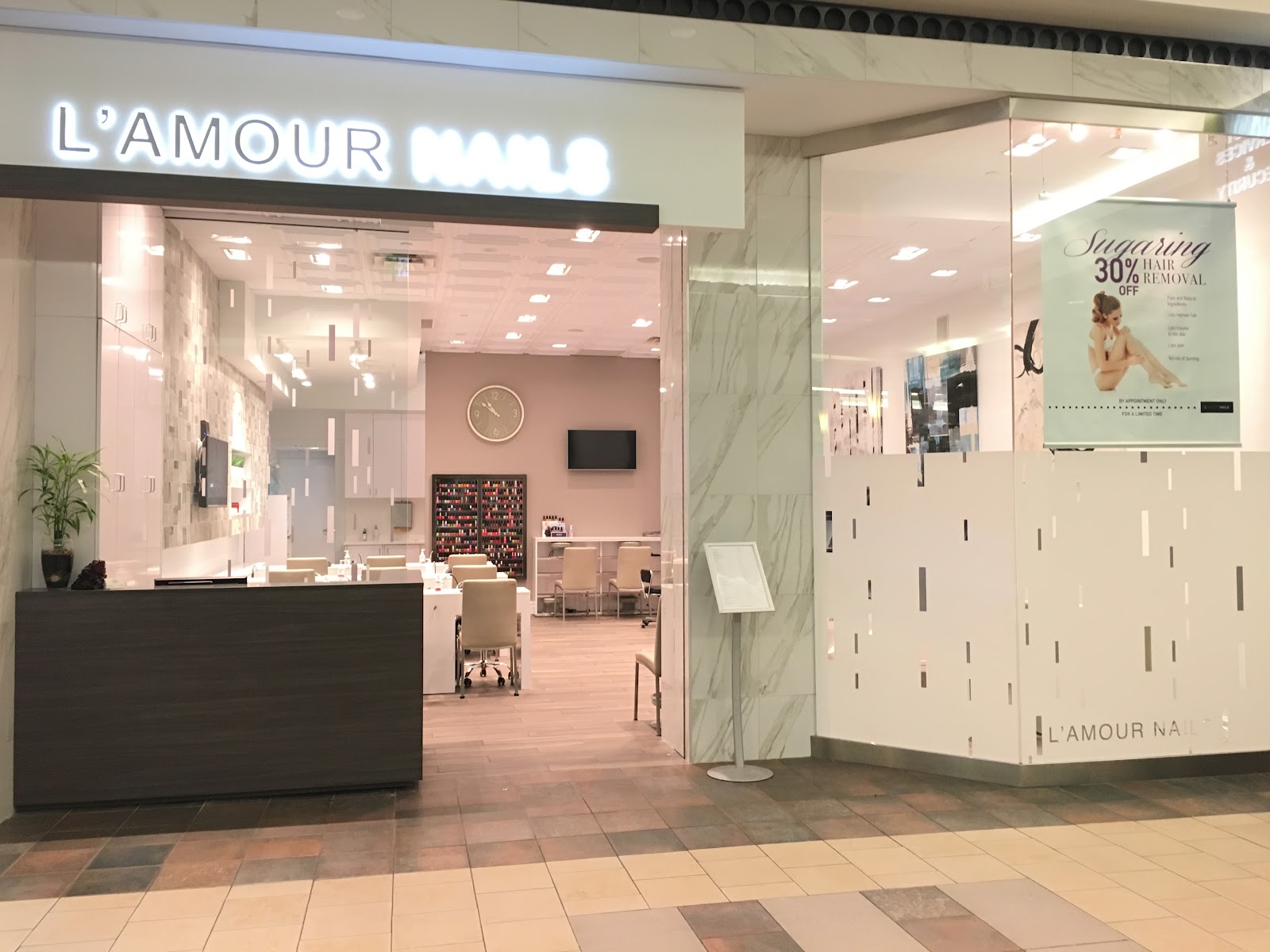 L'Amour Nails - Nail Salon in Hamilton