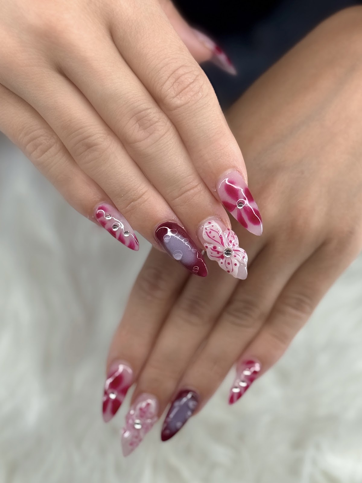 BLANC NAIL BAR - Nail Salon in Hamilton