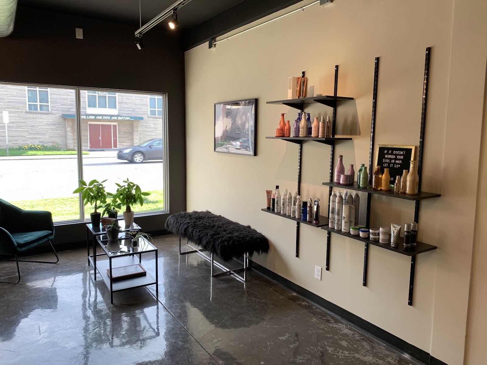 Levels Hair Salon - Hair Salon in Hamilton