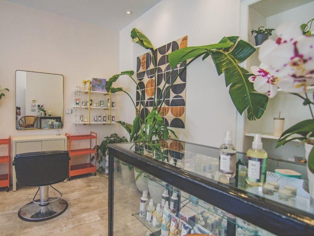 Level 10 Hair Studio - Hair Salon in Hamilton