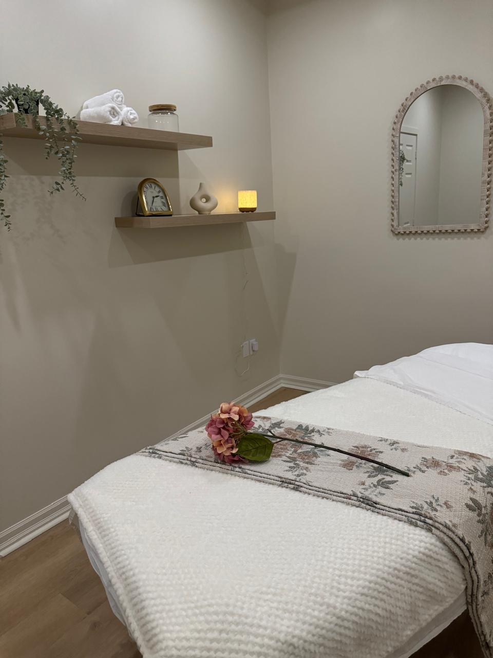 Holistic Healing Spa - Hair Salon in Hamilton