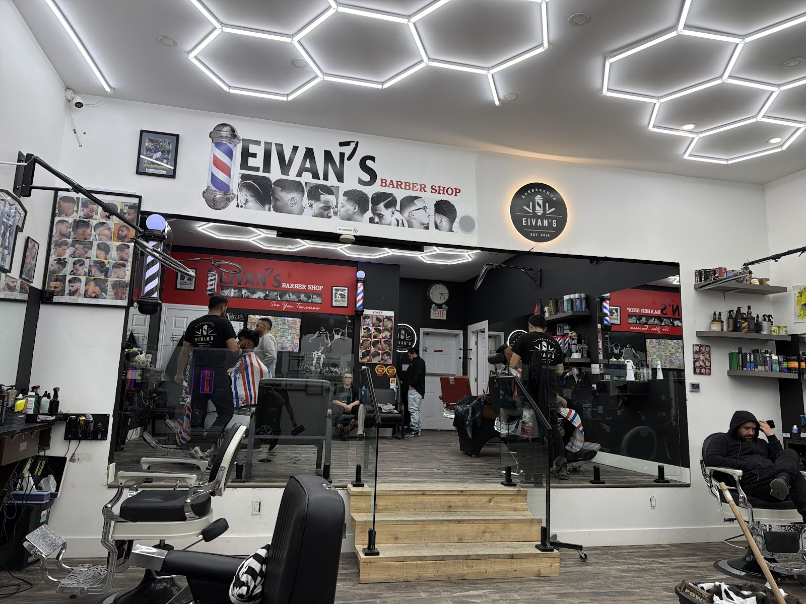 Eivans Barbershop - Barbershop in London