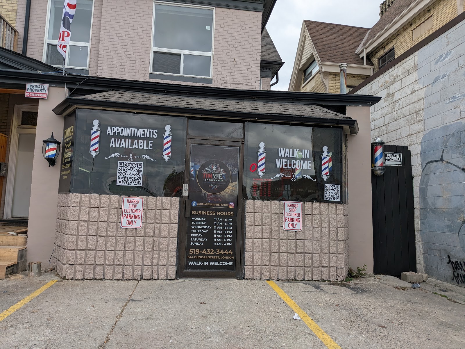 Timmies barbershop - Barbershop in London
