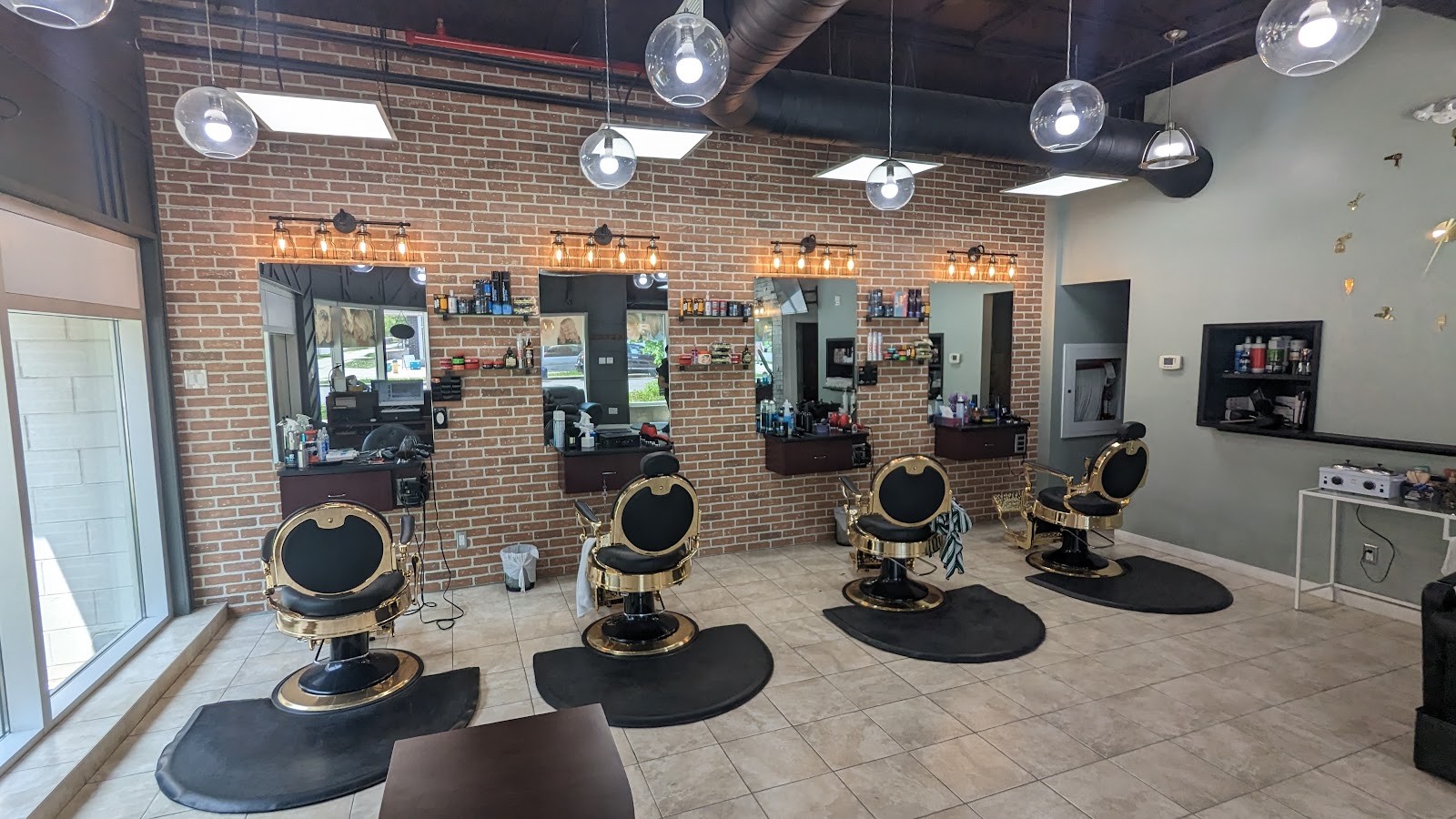 Nice Haircut Salon & Barbershop - Barbershop in Waterloo
