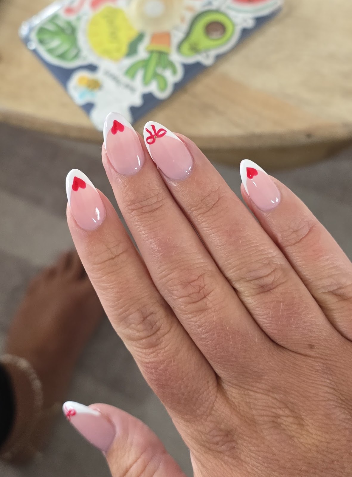 Majestic Nails - Nail Salon in Niagara Falls