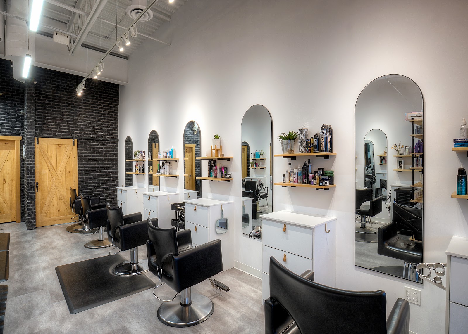 Salon de coiffure So-Haut Moderne Styliste - Barbershop in Gatineau