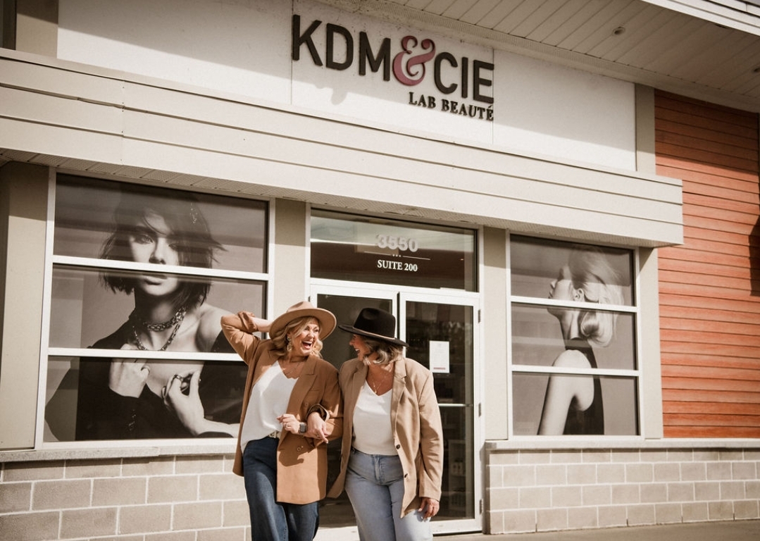 Kdm Coiffure Et Maquillage Urbain - Nail Salon in Sherbrooke