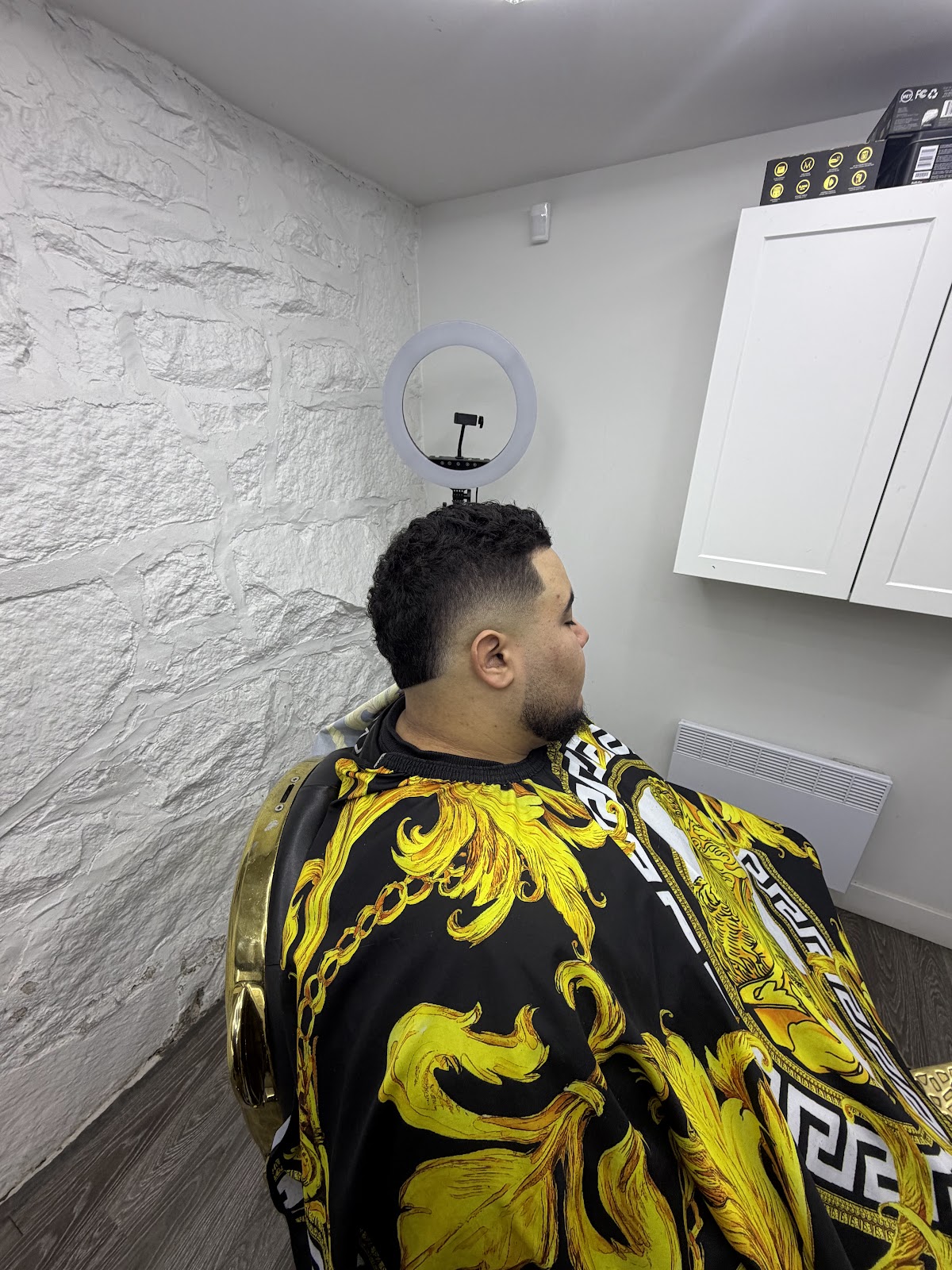 Tony l'artiste barbier - Barbershop in Chicoutimi