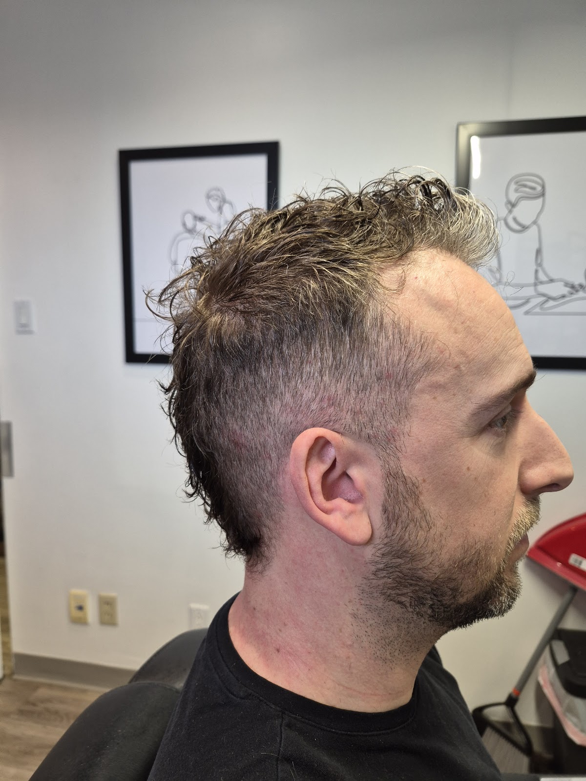 Virginie la barbière - Barbershop in Chicoutimi