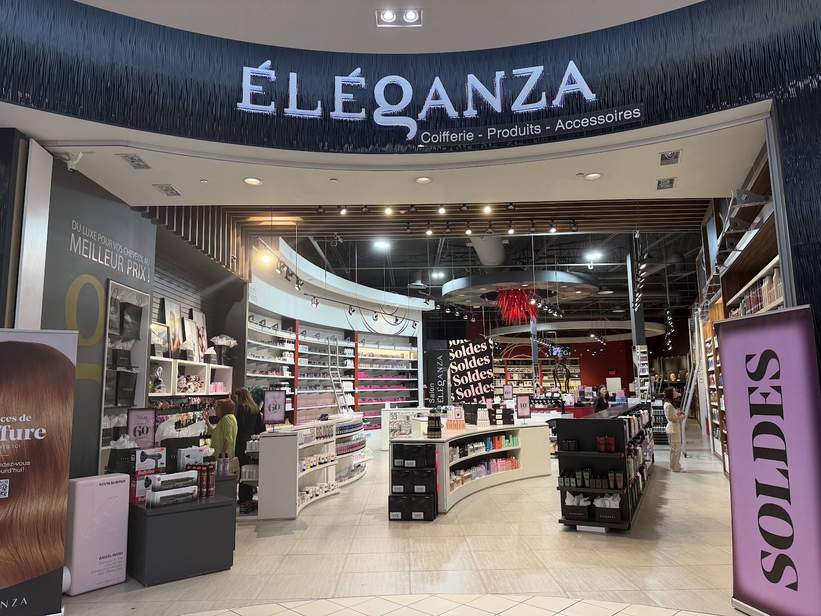 Éléganza - Hair Salon in Saguenay