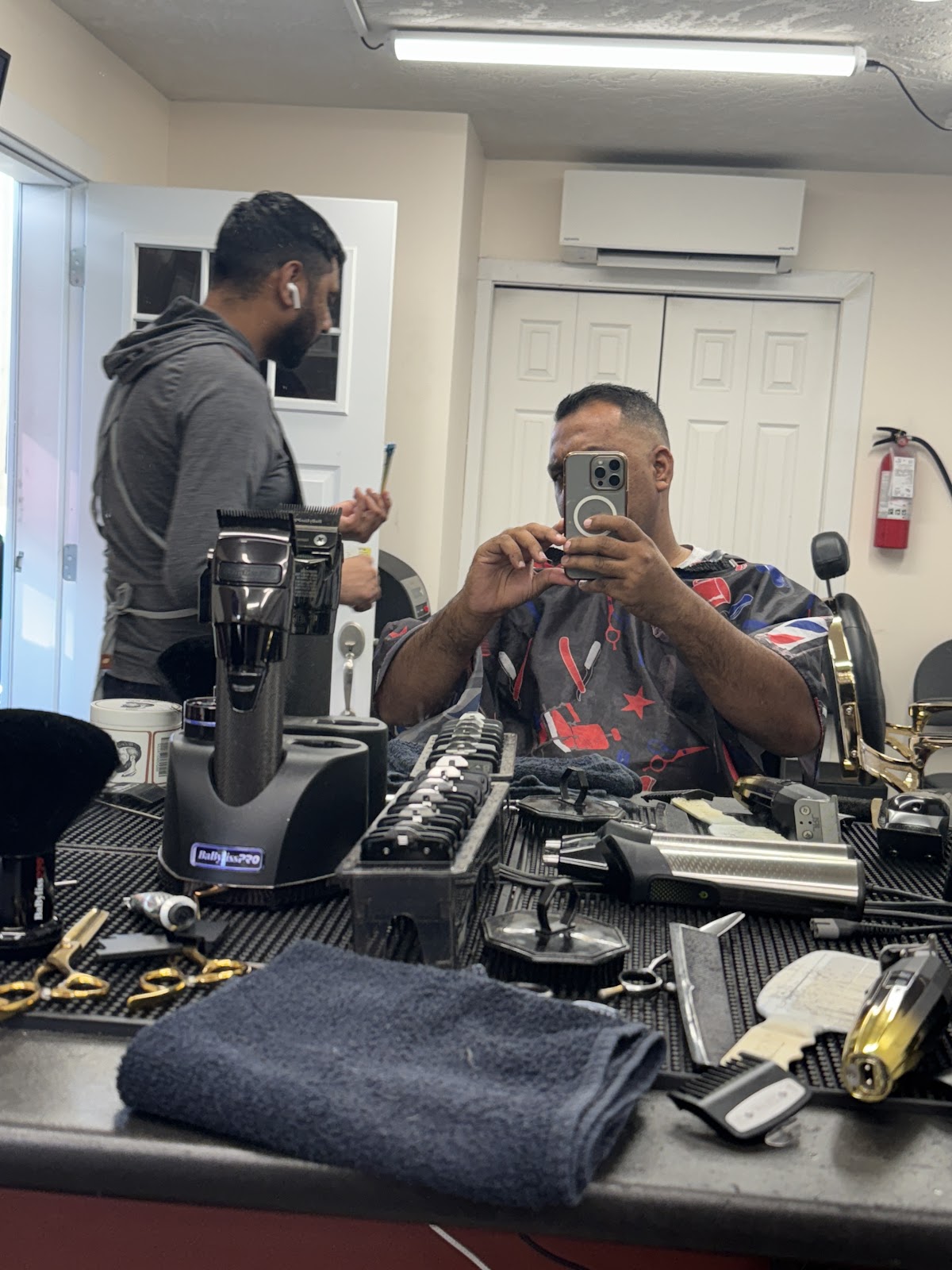 Nanda Barber - Barbershop in Victoria
