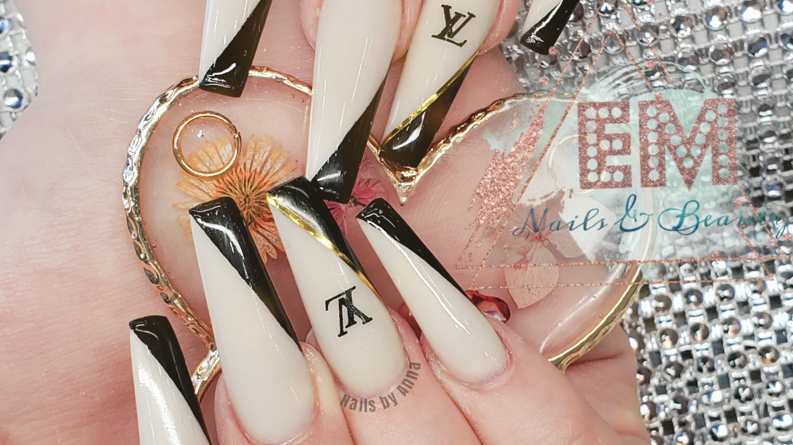 EM Nails & Beauty Bar - Nail Salon in Edmonton