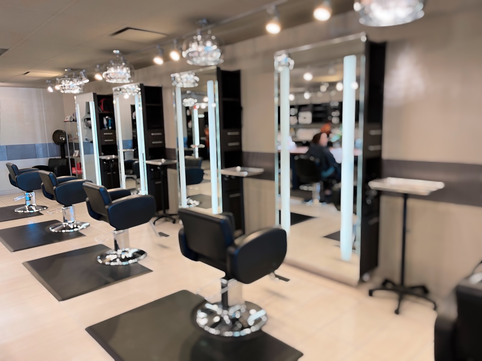 Tommie Salon - Hair Salon in Edmonton