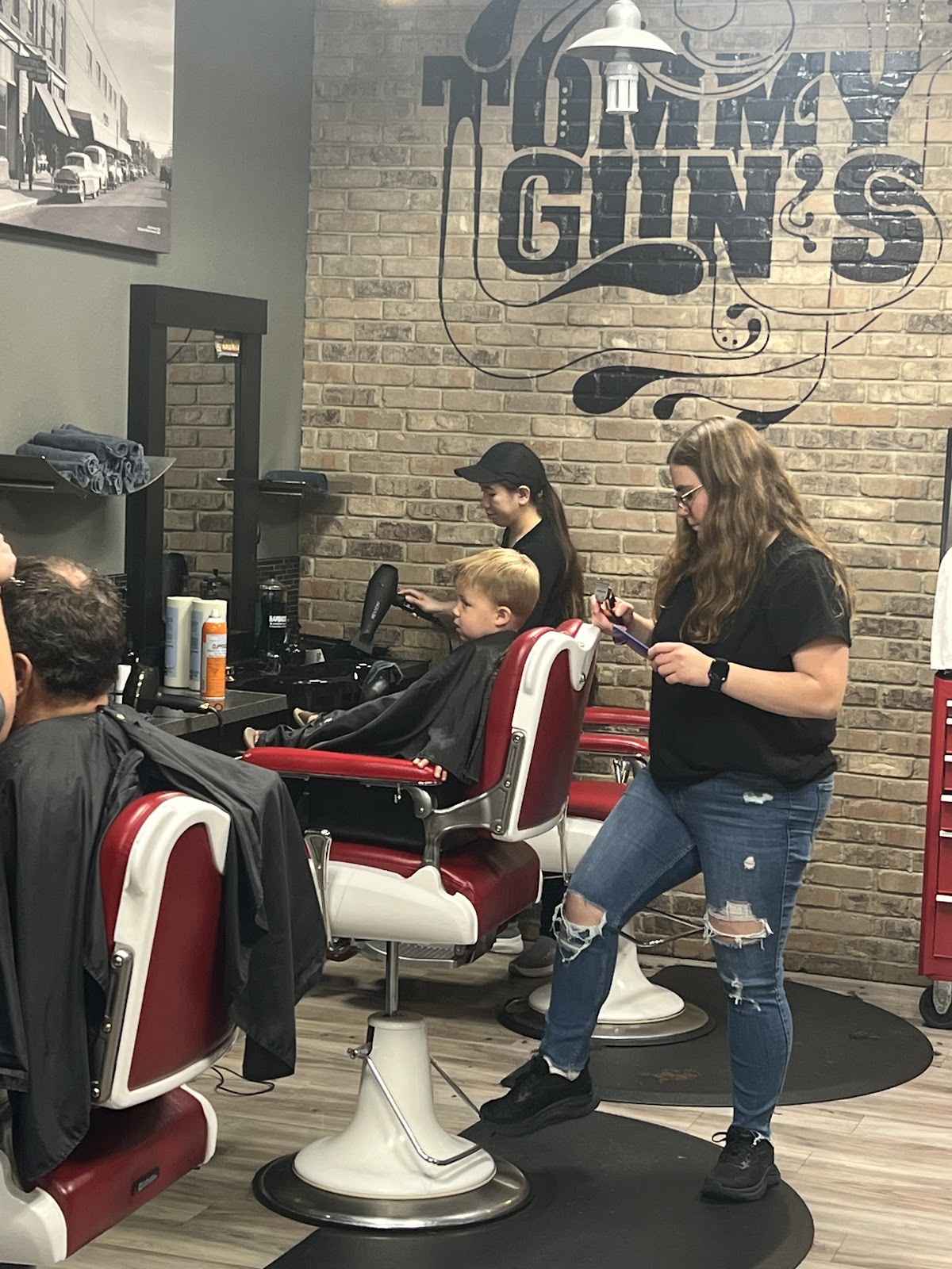 Tommy Gun's Original Barbershop - Barbershop in Red Deer