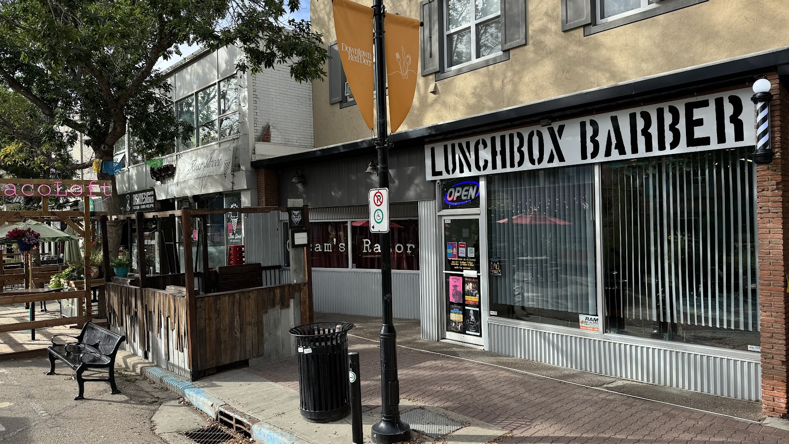 LUNCHBOX BARBER - Barbershop in Red Deer
