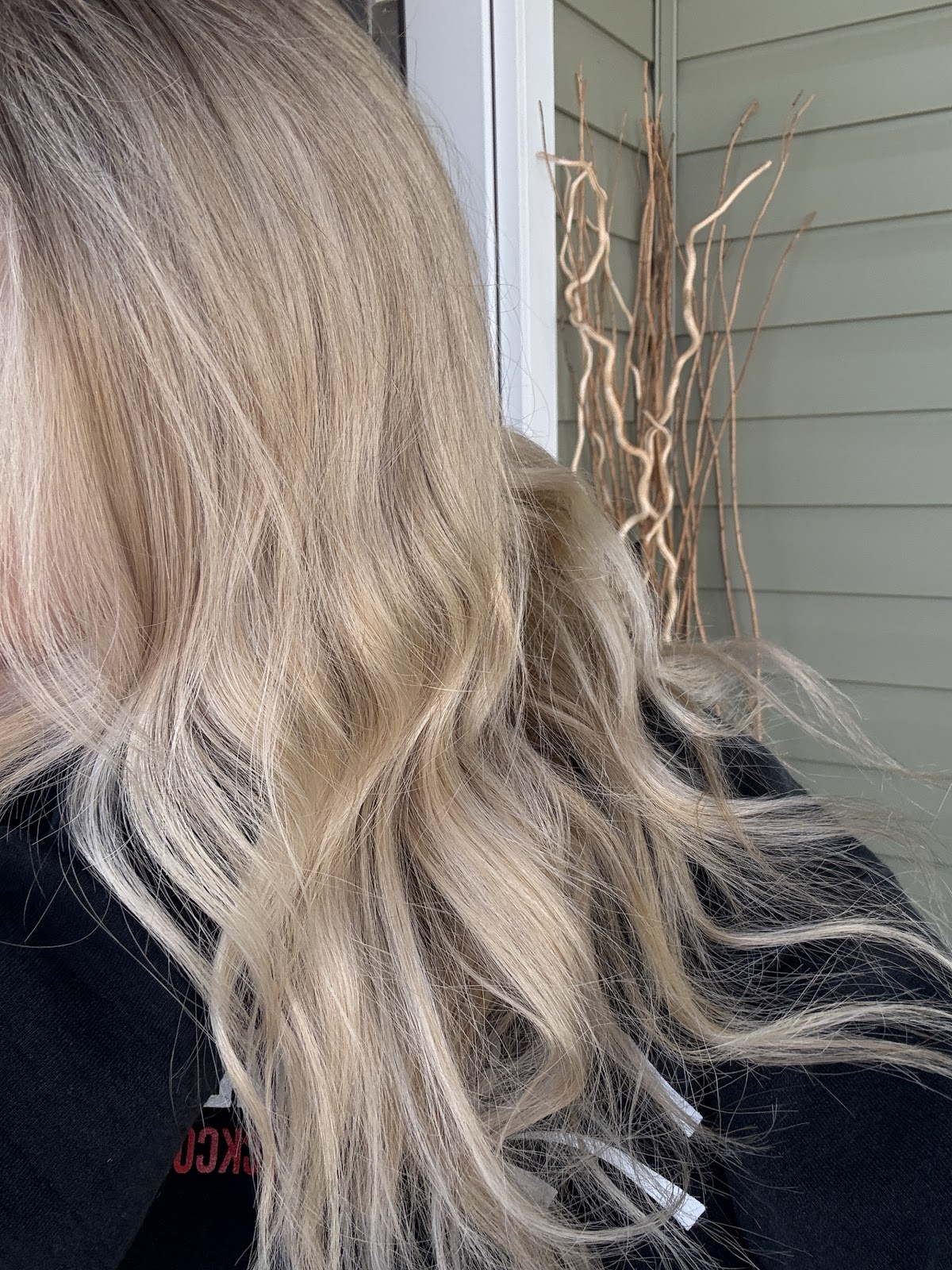 Rootbar Salon Red Deer - Hair Salon in Red Deer