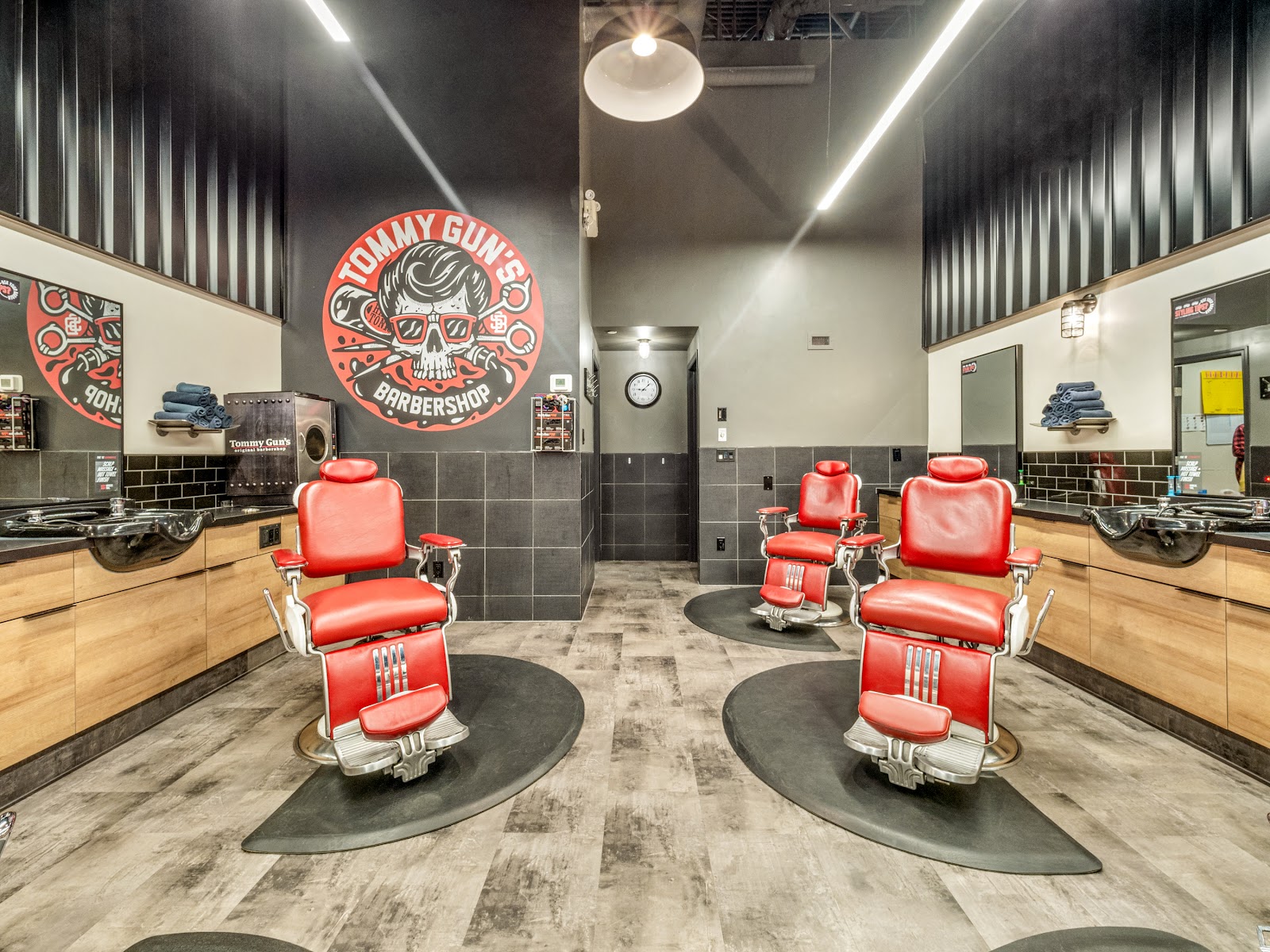 Tommy Gun's Original Barbershop - Barbershop in Lethbridge