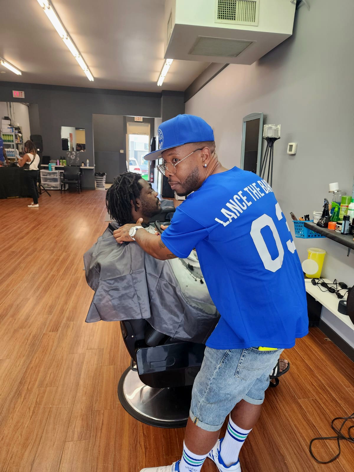 Lance the barber Shop Lethbridge - Barbershop in Lethbridge