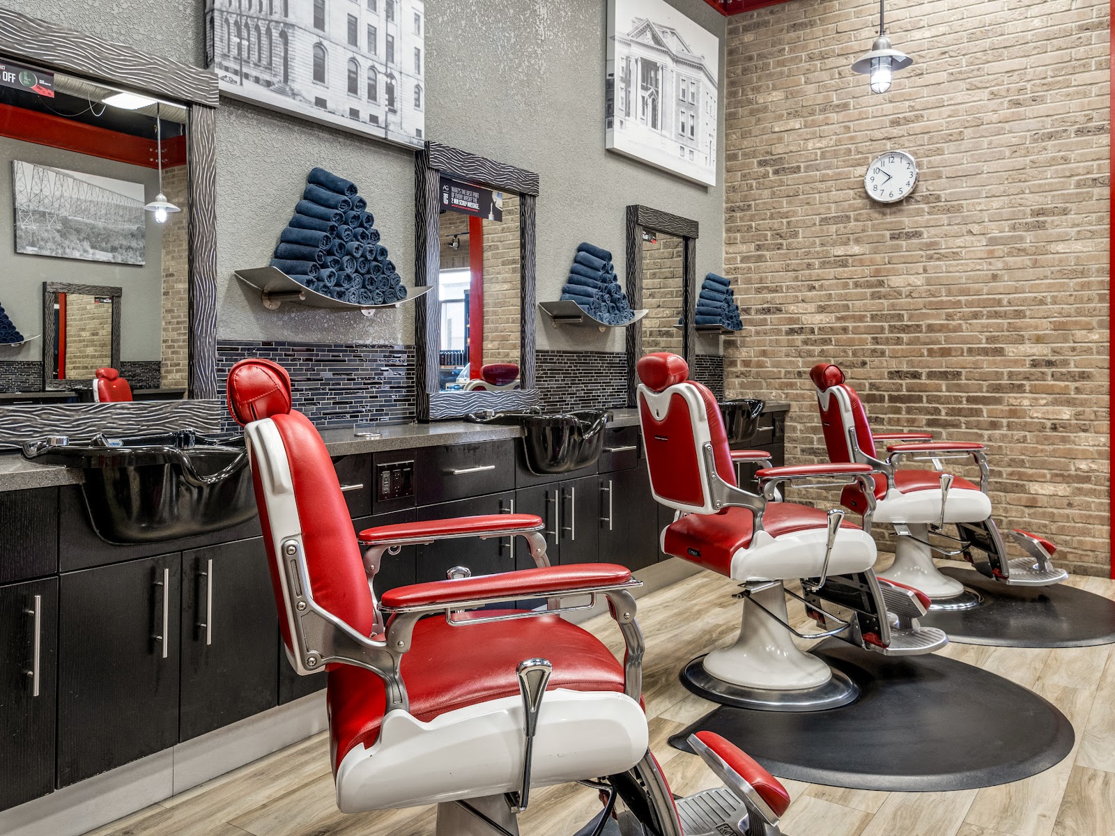 Tommy Gun's Original Barbershop - Barbershop in Lethbridge