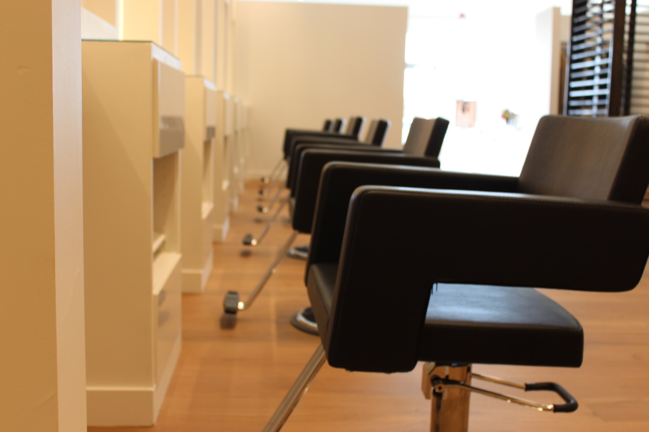 LUUM Salon - Beauty Spa in Lethbridge