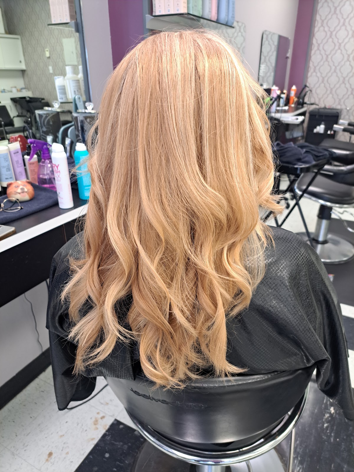 Blackcomb Salon - Barbershop in Lethbridge