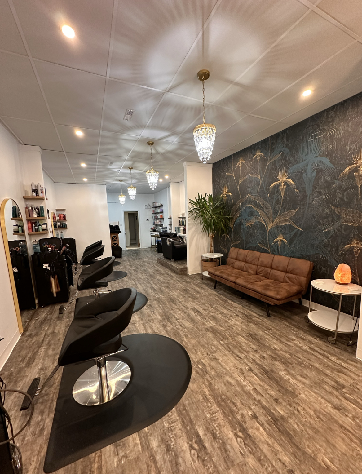 Chambers Salon - Beauty Spa in Medicine Hat