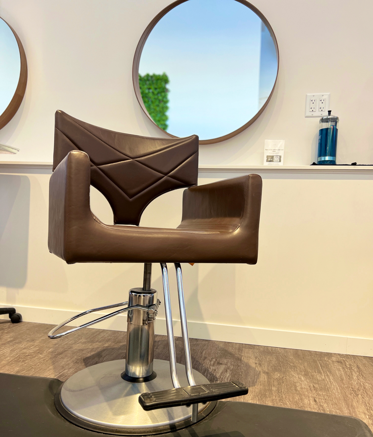 Twisted Pretty - Nail Salon in Grande Prairie