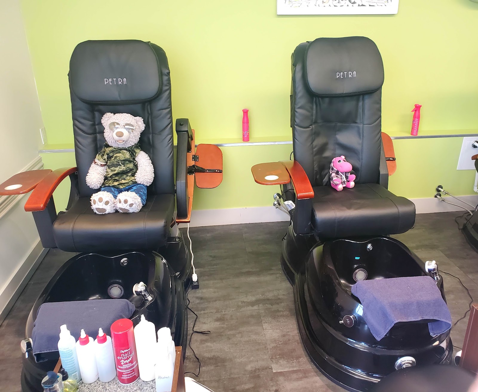 Fresh PediSpa - Nail Salon in Grande Prairie