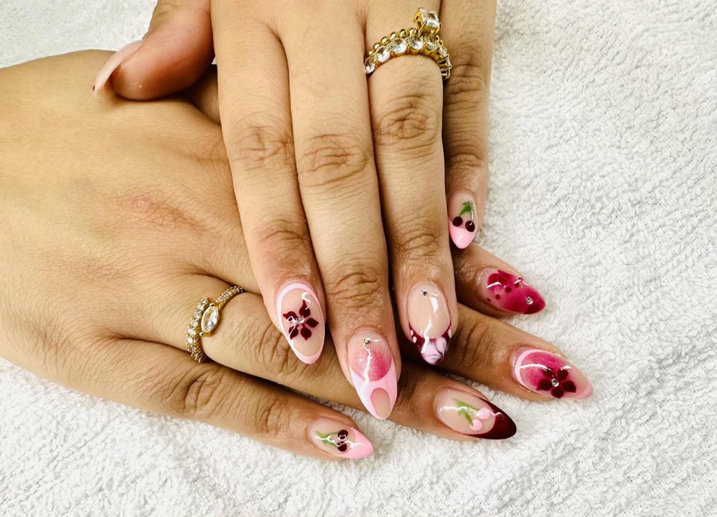 NJ Lux Nails & Spa - Nail Salon in Airdrie