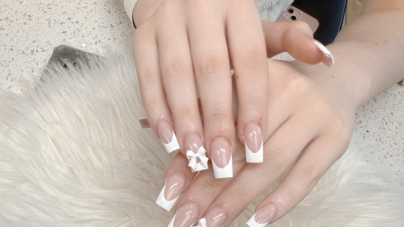 Emerald Lotus Nails & Spa - Nail Salon in Airdrie