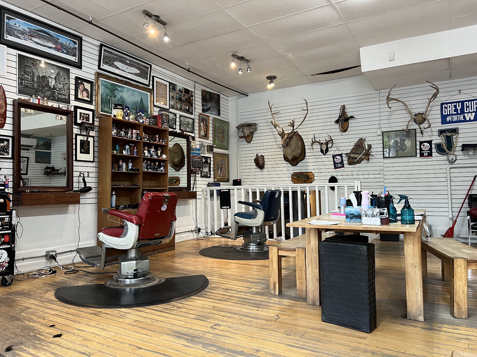 Hunter & Gunn - Barbershop in Winnipeg