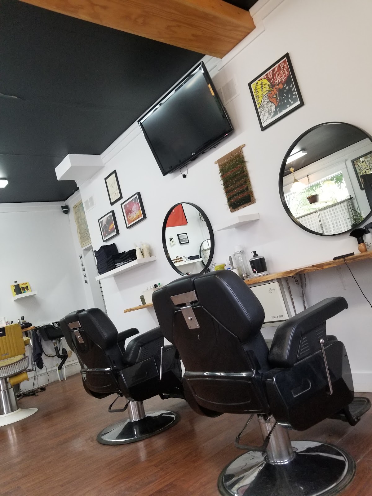 Harvest Barbershop - Barbershop in Winnipeg