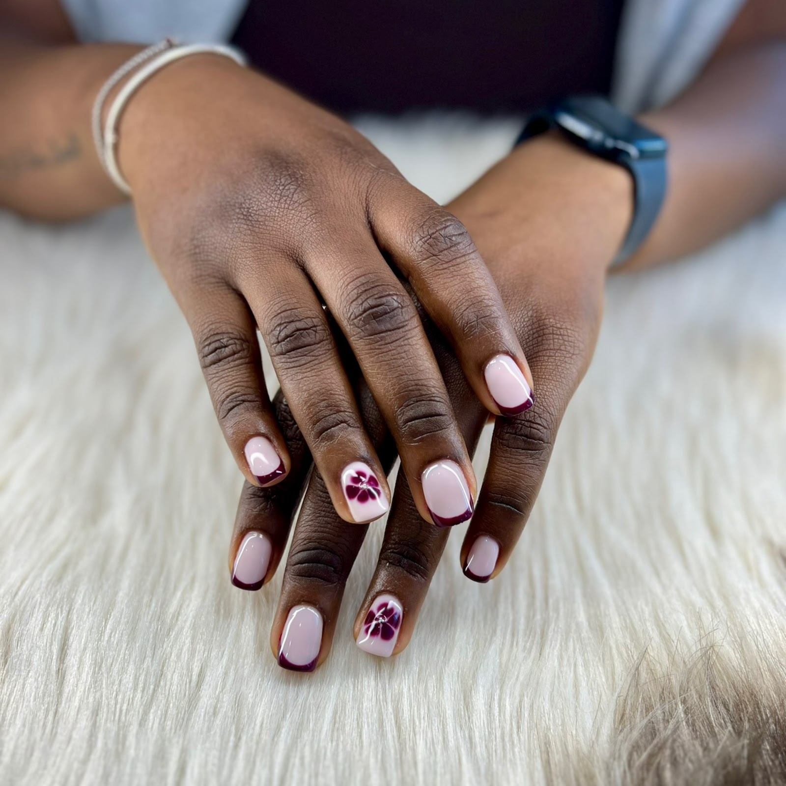 Golden Hour Spa & Pro Artistry Corp. - Nail Salon in Winnipeg