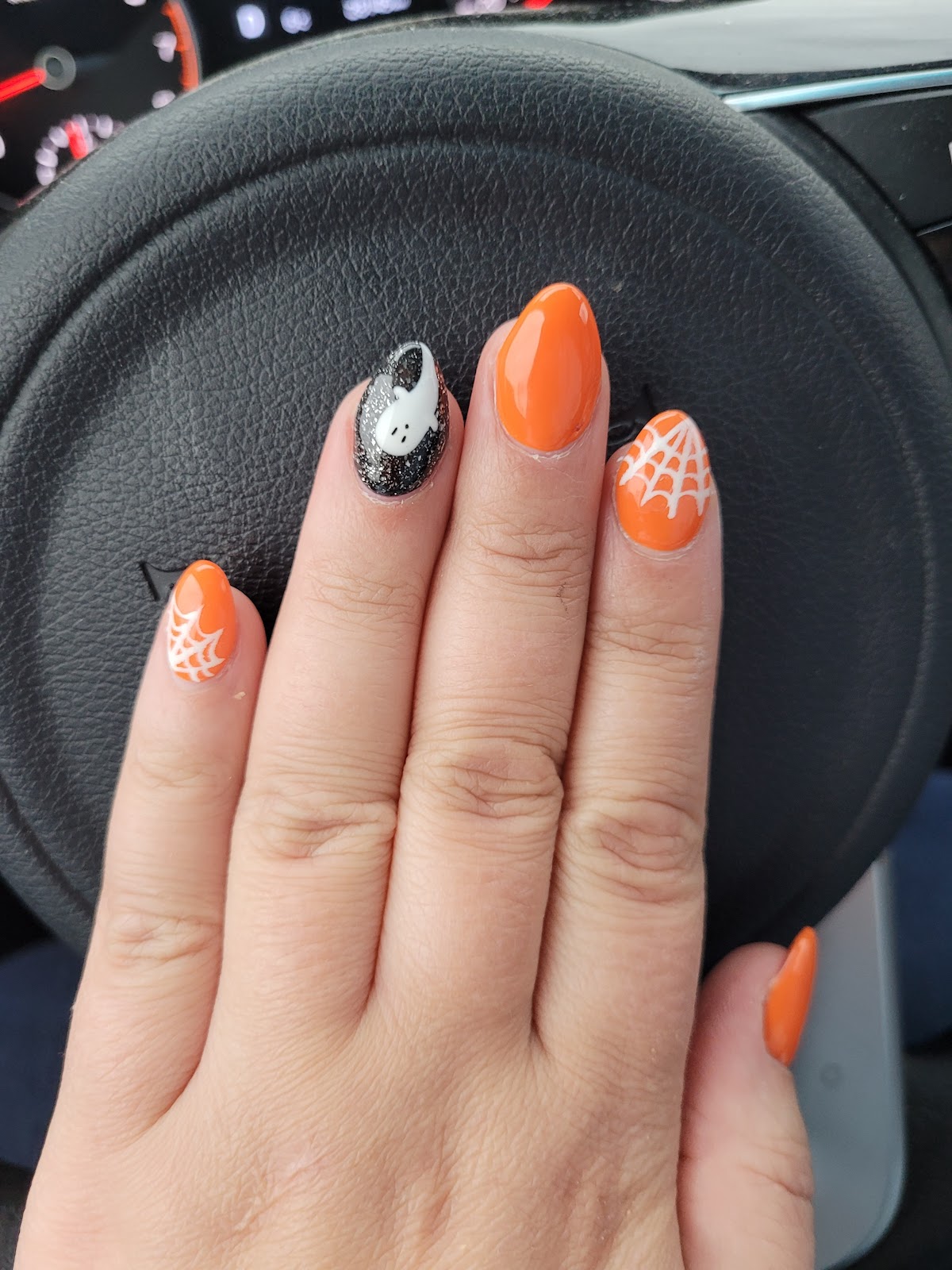 OAK + IVY Salon - Nail Salon in Brandon