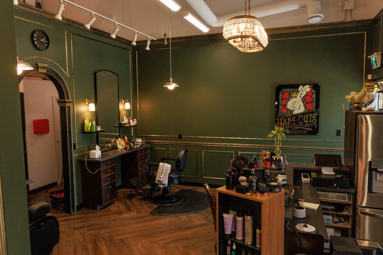 Hare Cuts Barbershop - Barbershop in Saskatoon