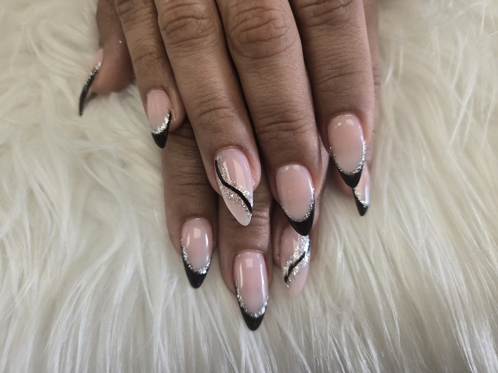 Happy Nails & Spa - Nail Salon in Saskatoon